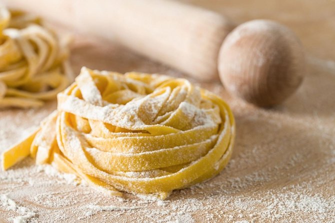 3 in 1 Cooking Class near Navona: Fettuccine, Ravioli & Tiramisu - Key points to know before booking