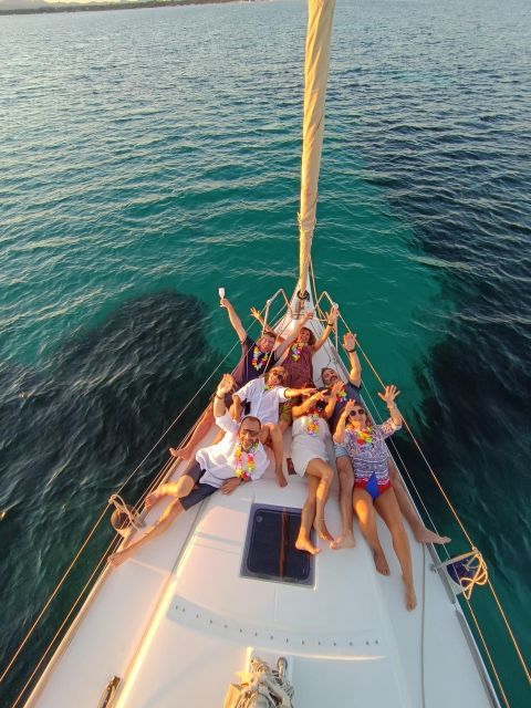 Alghero: Sunset Sailing Aperitif Experience - Sunset views of Capo Caccia