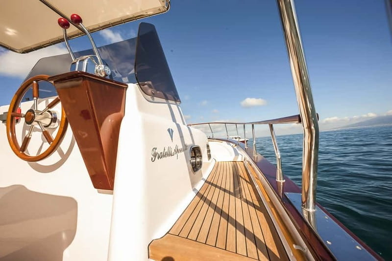 Amalfi Coast: Boat and Snorkeling Tour with Fruit & Drinks - Fruit, prosecco, and the easygoing middle of the trip