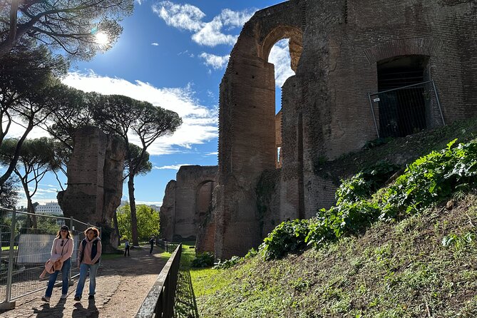 Ancient Rome Discovery: Colosseum, Forum, Palatine Guided Tour - Key points at a glance