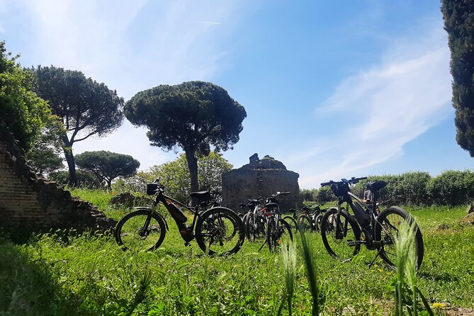 Appian Way Aqueducts Bike Tour (Catacombs & Lunch Option) - From the Colosseum to Porta San Sebastiano