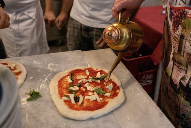 Authentic Pizza Making Class in Naples with Appetizers and Drink - How the group size affects the experience