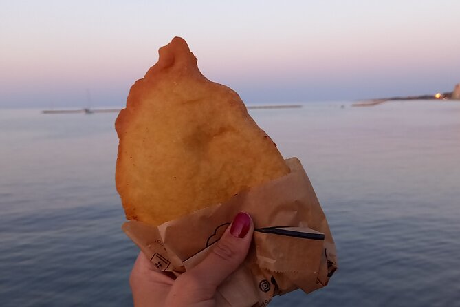 Bari’s Ultimate Street Food Tour - Small Group by Do Eat Better - Fried Bari specialties around Museo Civico