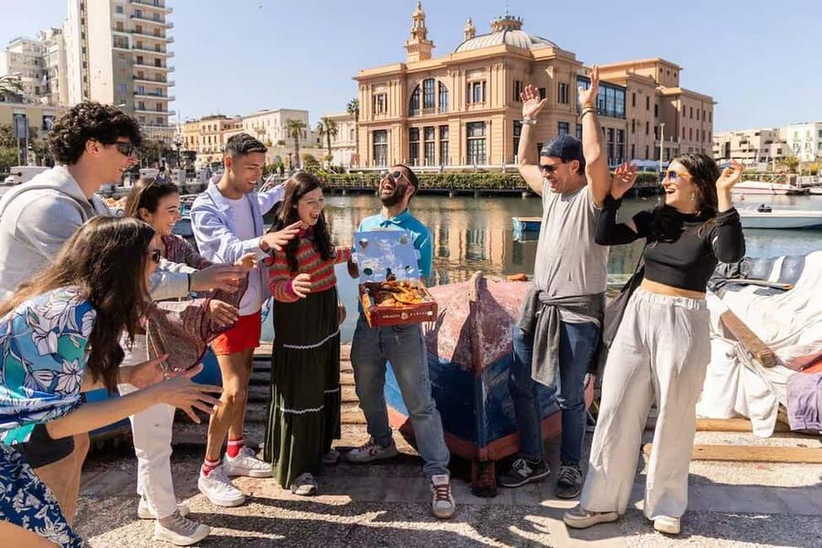 Bari: Walking Street Food Tour - Saint Nicholas Basilica and the old town’s first stories