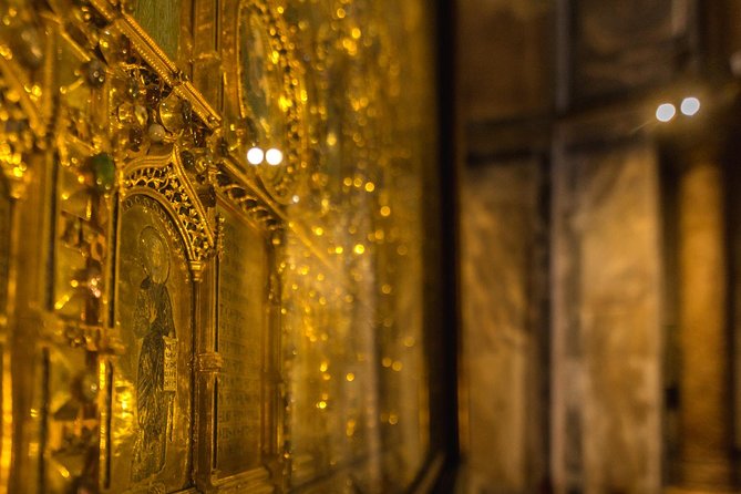 Basilica, Doge's Palace, History Gallery & Bell Tower Option - Crossing the Bridge of Sighs into the old prisons