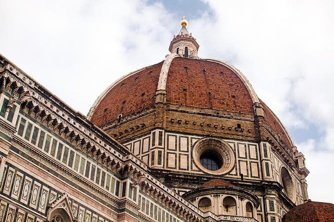 Best of Florence: Small Group Tour Skip-the-Line David & Accademia with Duomo - Piazza della Signoria, Florence’s outdoor art room