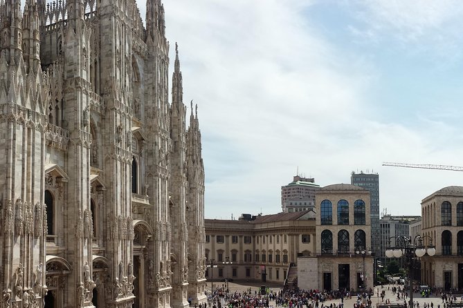 Best of Milan Experience Including Da Vinci's The Last Supper and Milan Duomo - La Scala, Mercanti Square, and sights seen from outside