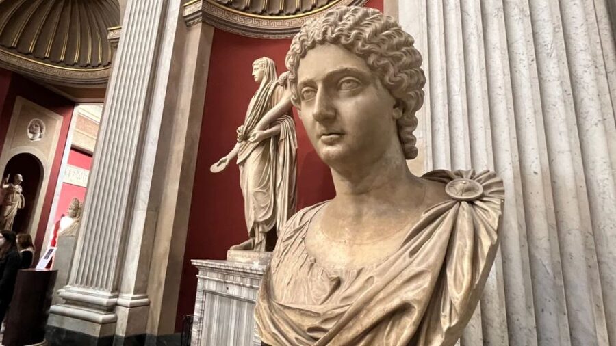 Best of the Vatican: Fast Track Highlights - The Sistine Chapel and Michelangelo’s long ordeal