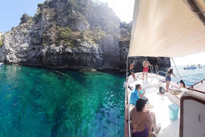 Boat tour Giardini Naxos Taormina Isola Bella Blue Grotto - Mazzarò Bay and the elegant side of the coast