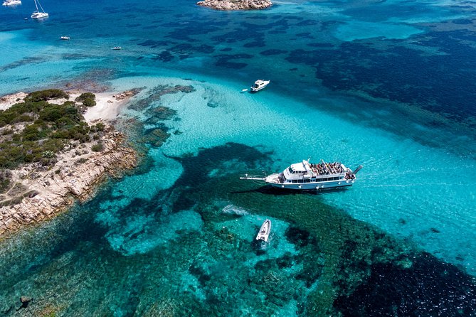 Boat trip La Maddalena Archipelago - Departure from Palau - Santa Maria and the boat swimming stop