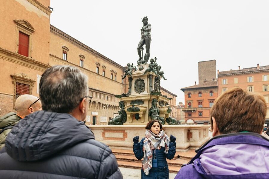 Bologna: City Center Walking Tour - Santo Stefano and Bologna’s quieter side