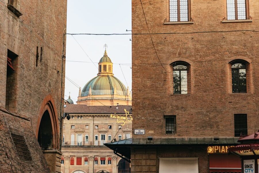 Bologna: City Center Walking Tour - The guide is the heart of the experience