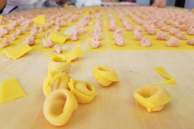 Bologna Food Tour from a local perspective - Why this tour works as a first morning in Bologna