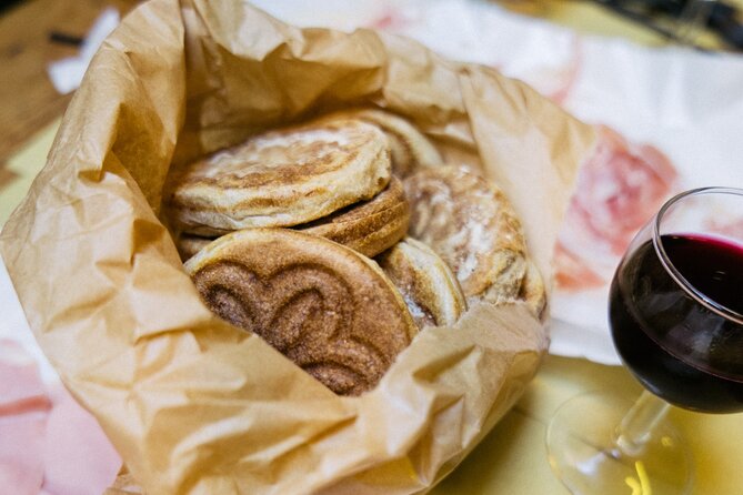 Bologna gastronomic experience with a local - Tigelle and the first taste of Bologna