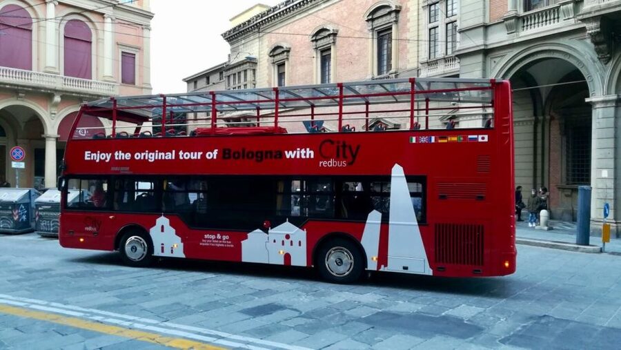 Bologna: Open Bus City Tour and Local Food Tasting - Porticoes, Porta Saragozza, and Teatro Comunale