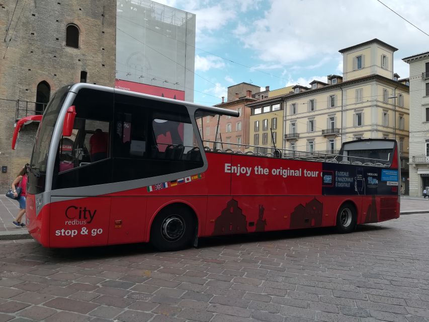 Bologna: Open Bus City Tour and Local Food Tasting - What the food tasting really includes