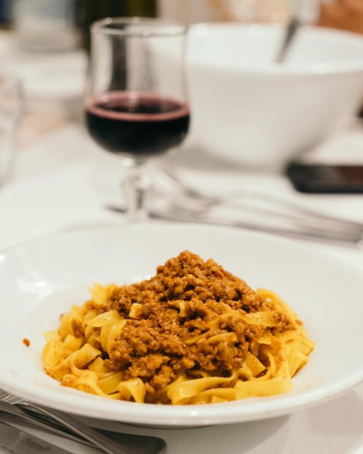Bologna: Walking Food Tour with a Local Guide - Tortellini and tagliatelle at a traditional restaurant