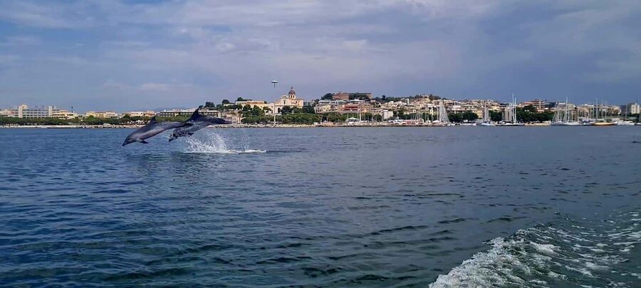 Cagliari: Boat Tour, 4 Stops, Swim, Snorkeling, & 1 Spritz - Why this speedboat trip works well in Cagliari
