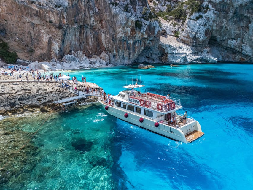 Cala Gonone:Cruise in the Gulf of Orosei with Cala Goloritzé - Cala Luna, the easy first taste of the coast