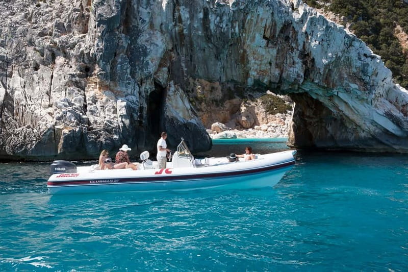 Cala Gonone: Dinghy Excursion to C. Mariolu and C. Goloritzè - Leaving Cala Gonone at 8:30 or 10:30