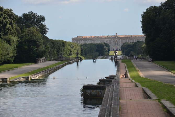 Caserta Royal Palace & Gardens Small Group Tour with Shuttle - How the guide changes the experience