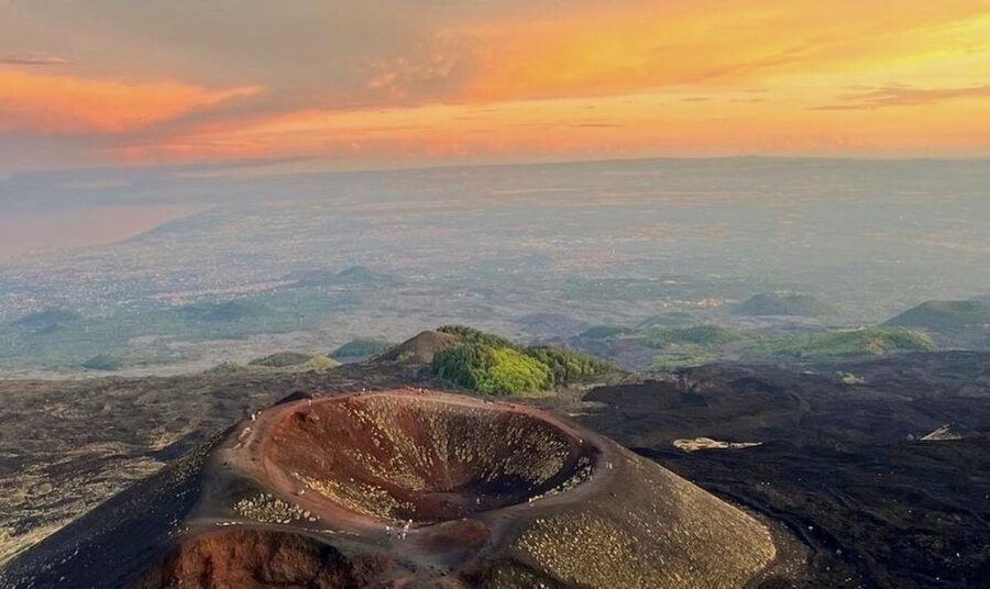 Catania: Etna Sunset Tour with Pickup and Drop-off - Why this Etna sunset tour works so well