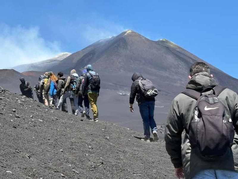 Catania: Mount Etna Adventurous Tour with a Volcano Guide - The one-hour walk back and final stop