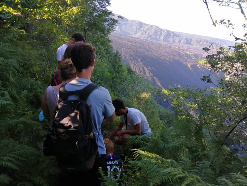 Catania: Sunset Jeep Tour of Mount Etna and Lava Flow Caves - The guides shape the experience
