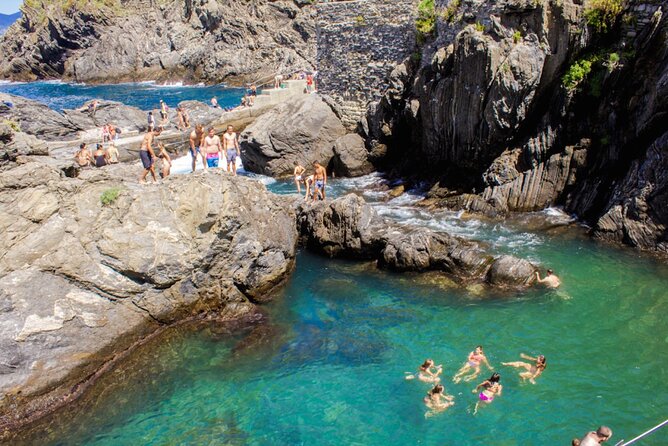 Cinque Terre Hybrid Boat Tour from Monterosso - Riomaggiore closes the village circuit