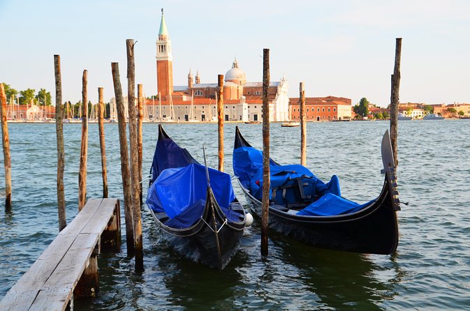 Classic 30-Minute Gondola Ride in Venice - Sharing the gondola with other people