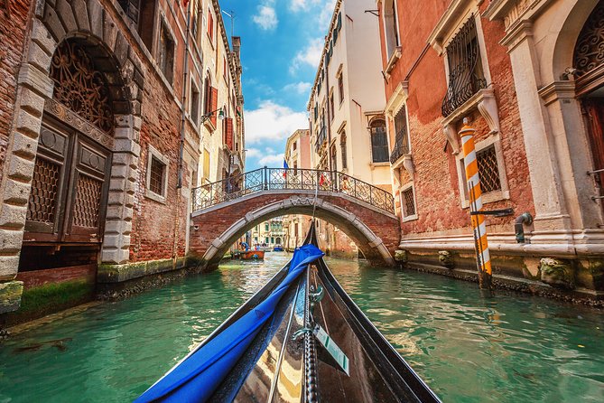 Classic 30-Minute Gondola Ride in Venice - The Grand Canal and Venice from water level