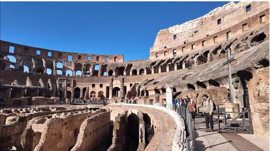 Colosseum Special Access Tour, with Ancient Temples & Tombs - Arena floor or underground dungeons?