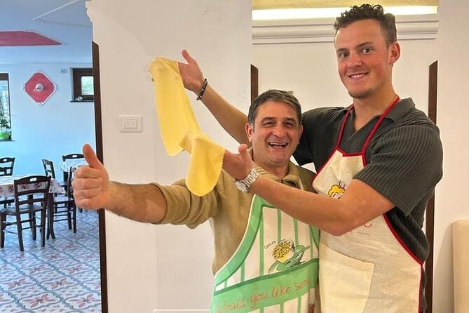 Cooking class with Pasta, mozzarella and Tiramisu with wine - Beginning with fresh mozzarella