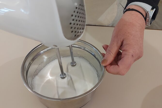 Cooking class with Pasta, mozzarella and Tiramisu with wine - What the $72.56 price really covers