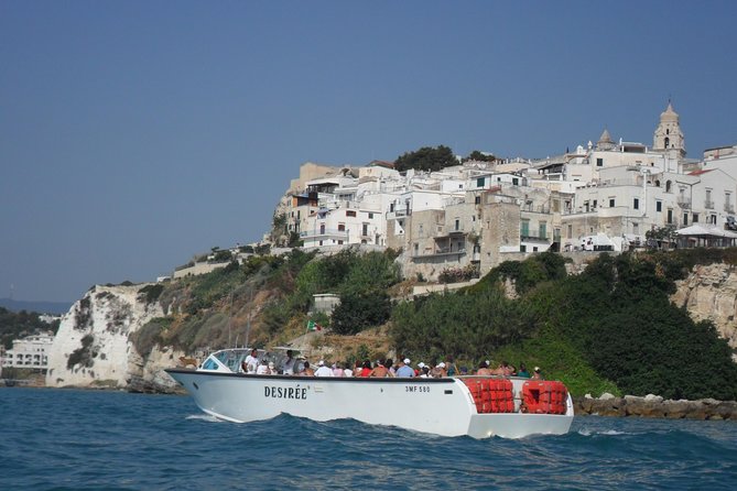 Desirèe experience. Visit of the marine caves of Vieste - The Caves Are the Main Event