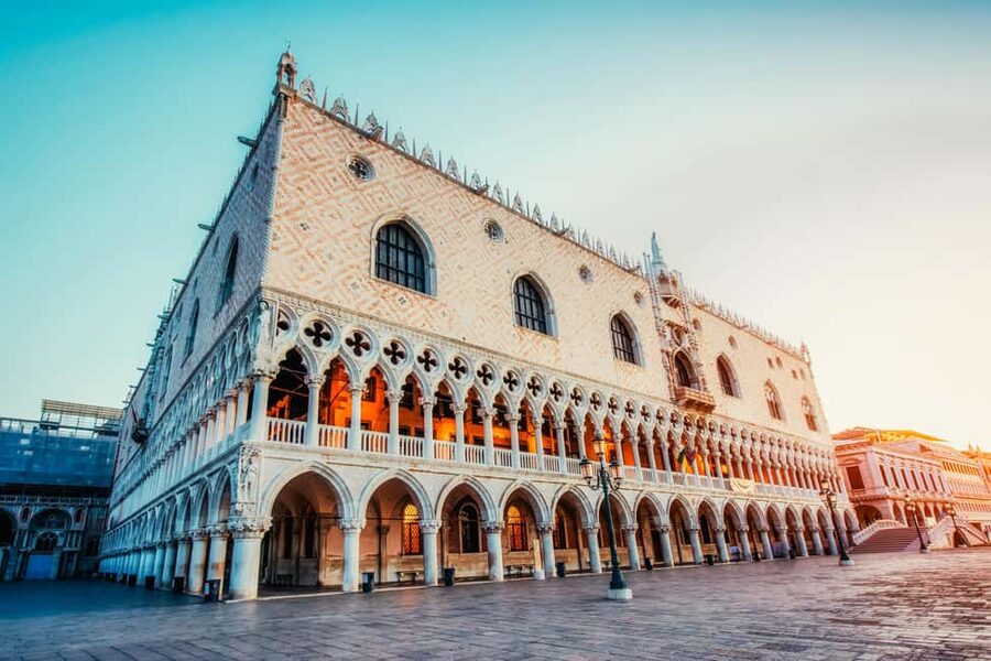 Doge’s Palace & St. Mark’s Basilica Tickets + Tour Options - Choosing the right version for your visit