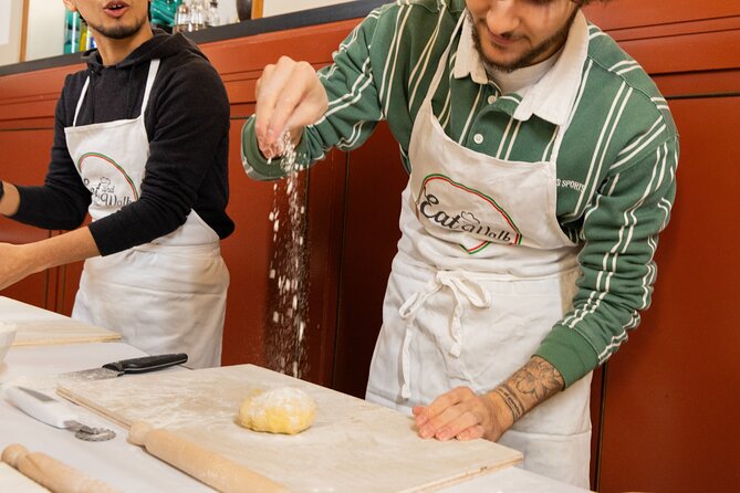 Enjoy Spritz and Pasta Making in Piazza Navona - How the instructors shape the experience
