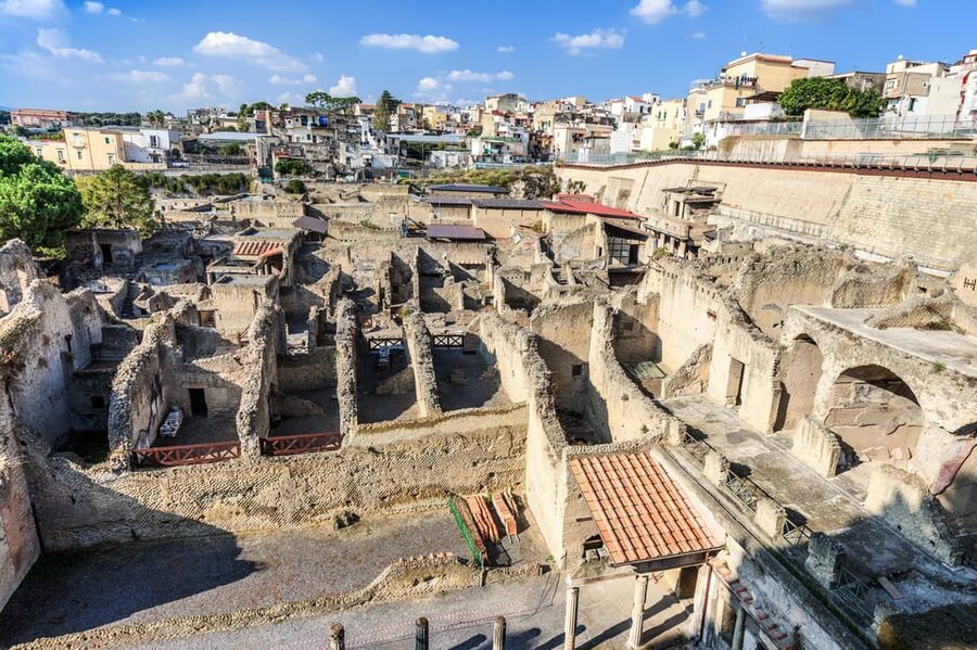 Ercolano: Herculaneum Entry Ticket with Optional Audio Guide - Choosing the digital or physical audio guide