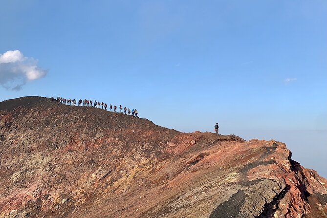 Etna excursion 3000 meters with 4x4 cable car and Trekking - What the €66.51 price really covers