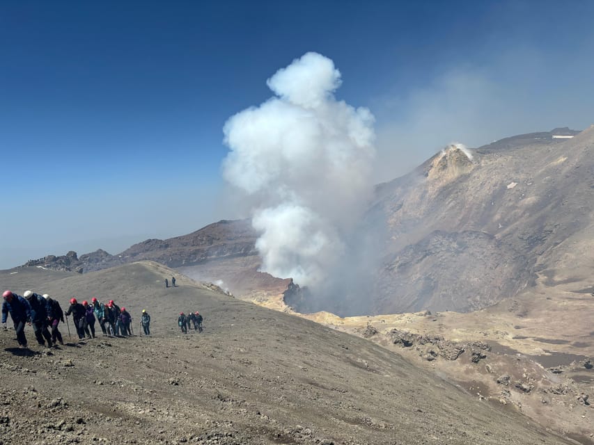 Etna excursion to 3000 mt. with cable-car and jeep 4x4 - Starting at 1,900 metres beside La Baita 3L Ski-Lab
