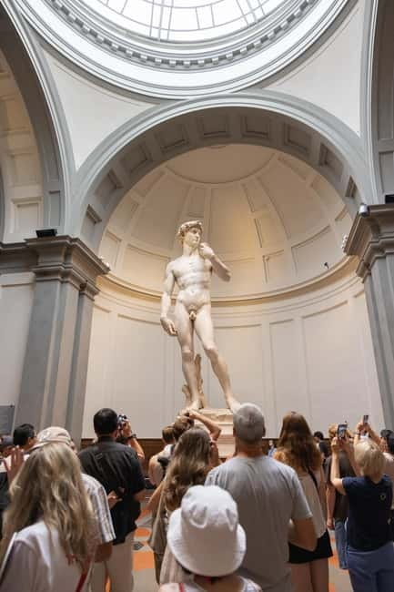 Florence: Accademia Gallery Skip-the-Line Guided Tour - Entering through the separate Accademia entrance