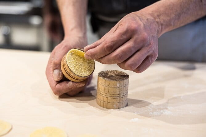 Florence: Cooking Class Pasta & Tiramisu Making Unlimited Wine - Is $89.49 a fair price?