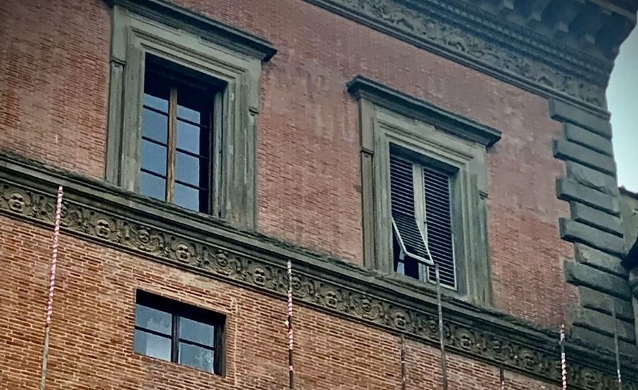 Florence: Dark Mysteries and Legends Guided Walking Tour - Via dei Servi and the cathedral dome