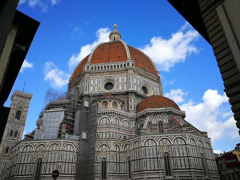 Florence: Duomo Area Tour and Brunelleschi Dome Climb Ticket - The 50-minute outdoor tour