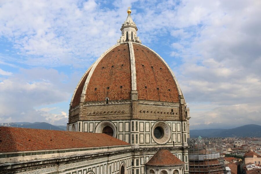 Florence: Duomo Cathedral Guided Tour - Inside Santa Maria del Fiore