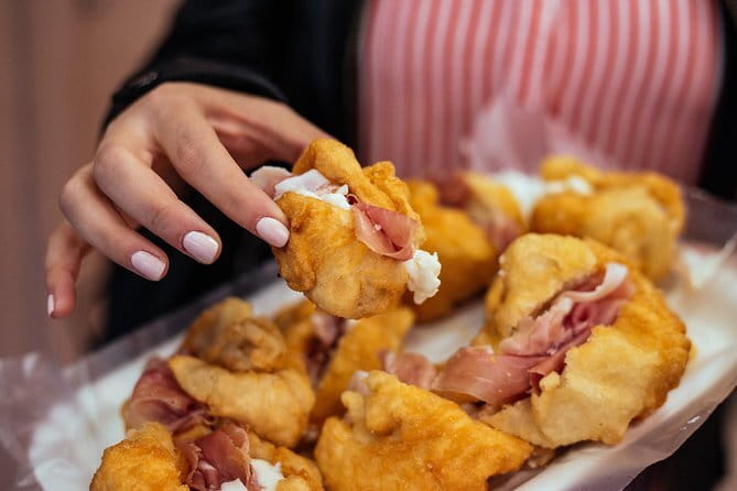 Florence Exclusive PRIVATE Food Tour with 6 or 10 Tastings - Santo Spirito and the morning market