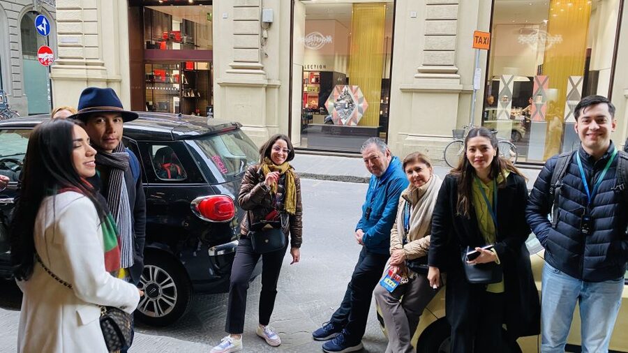 Florence: Guided Walking Tour - Reading the Duomo complex from the outside