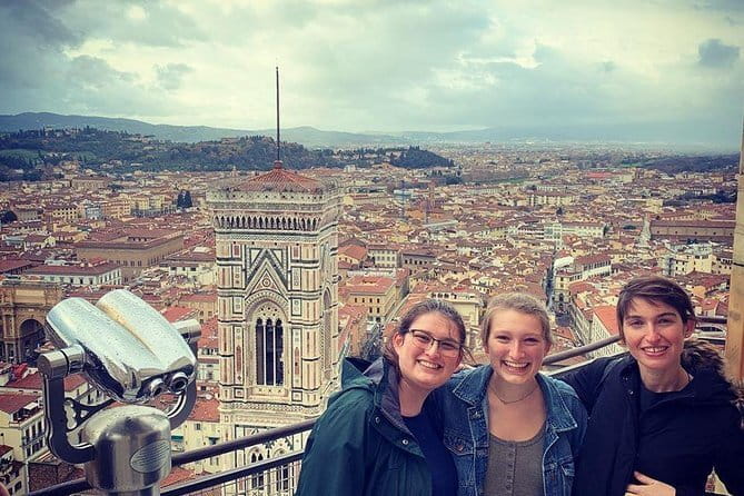 Florence in a Day: David, Cathedral & City Highlights Guided Tour - Piazza della Signoria, the Uffizi, and the Medici story
