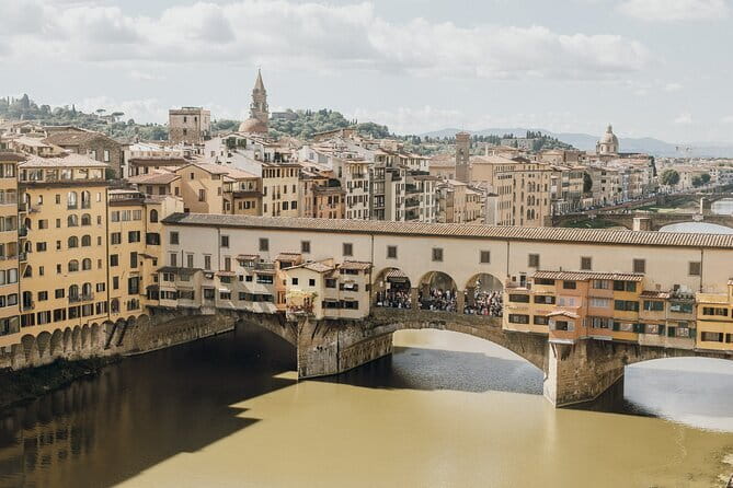 Florence in a Day: Michelangelo's David, Uffizi and Guided City Walking Tour - Seeing the Duomo from Florence’s streets