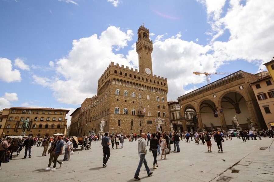 Florence: Palazzo Vecchio Entrance Ticket & Audioguide - Why Palazzo Vecchio matters in Florence